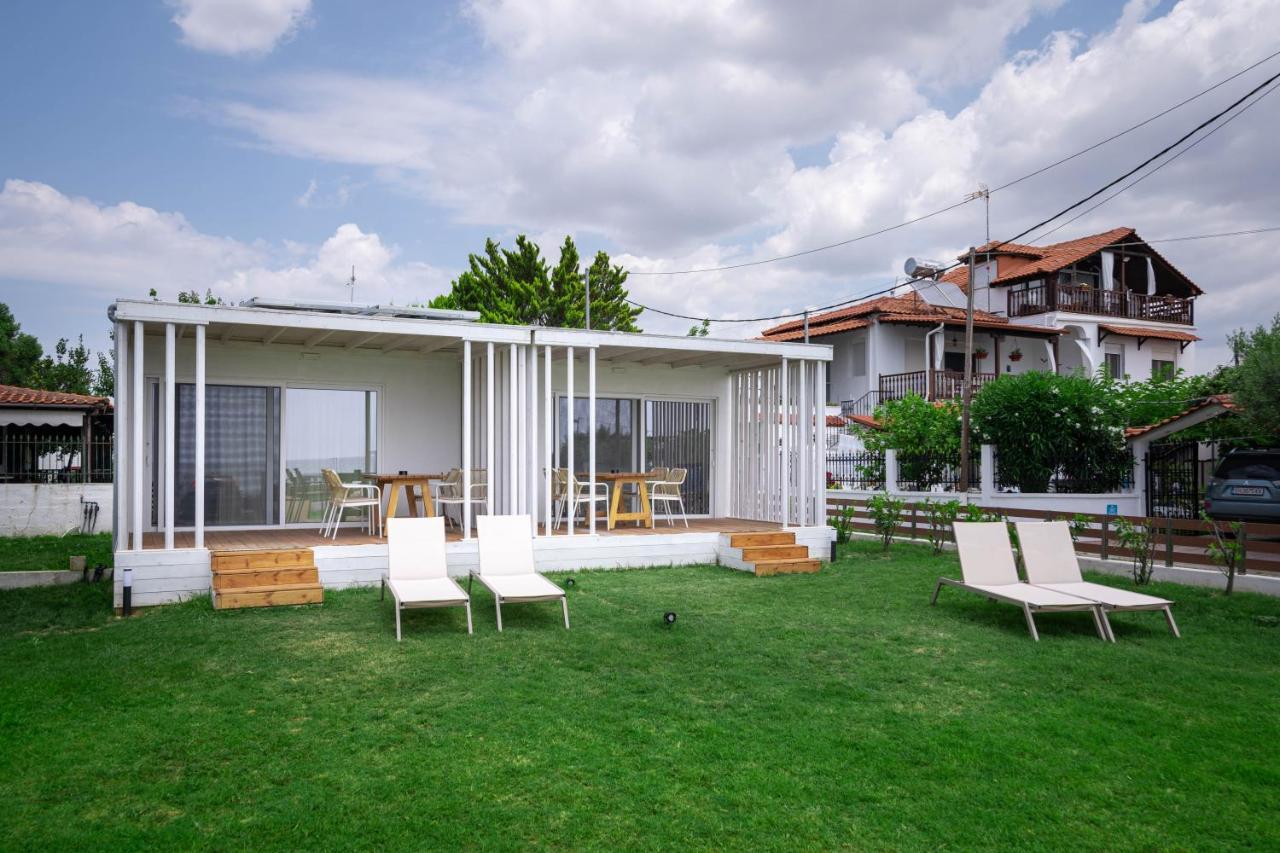 Thea Eco Suites Nea Kallikrateia Esterno foto