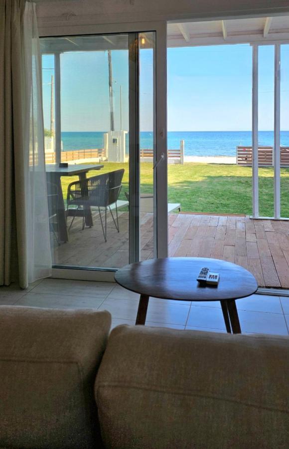 Thea Eco Suites Nea Kallikrateia Esterno foto
